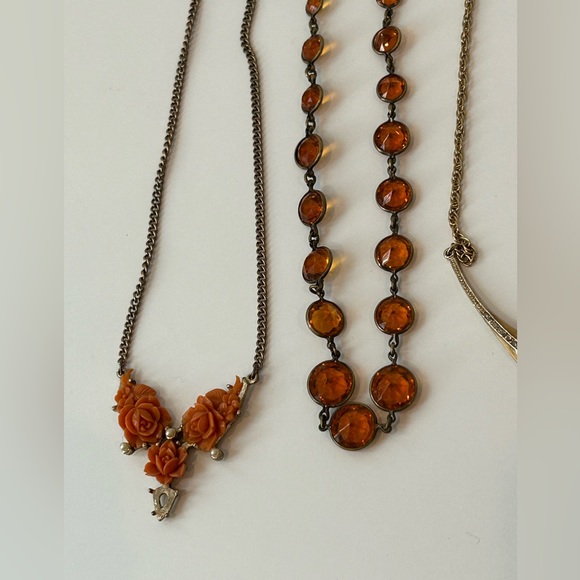 3 vintage necklaces - Picture 4 of 4